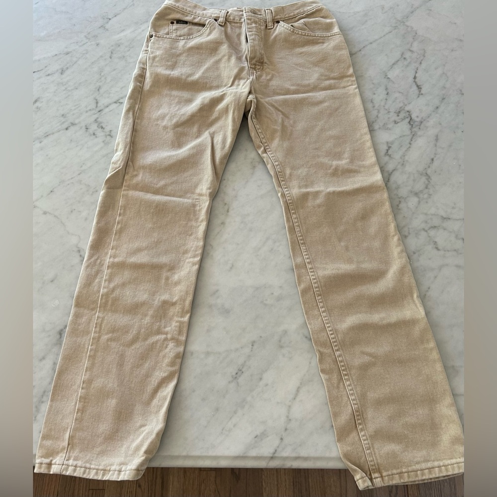 32X32 Cacky Capris